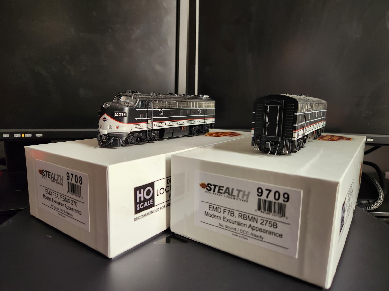 Broadway Limited Imports HO scale RBMN F9A 270 And F7B 275 Stealth Locomotives