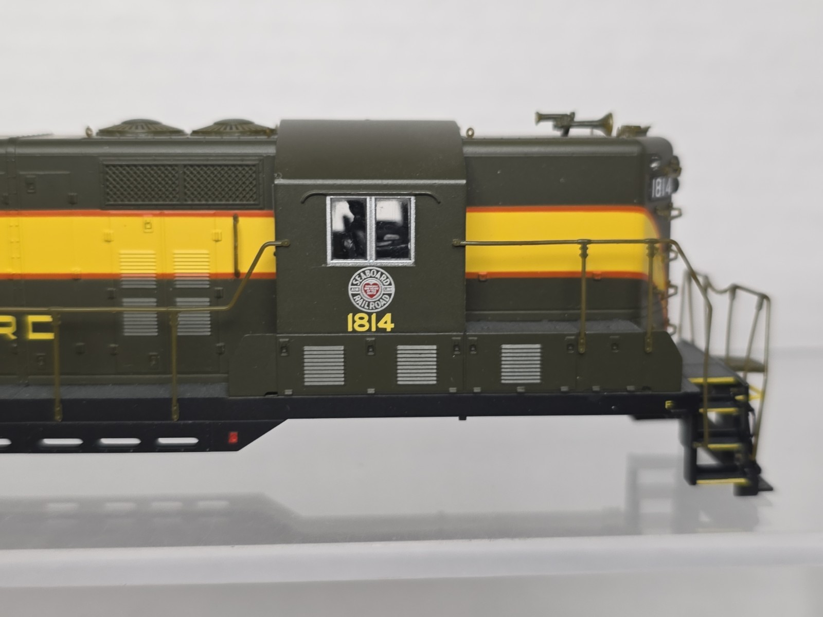 Proto 2000 HO 23040 Seaboard 1814 GP-7 PH II Diesel Road Switcher DCC Ready NOS