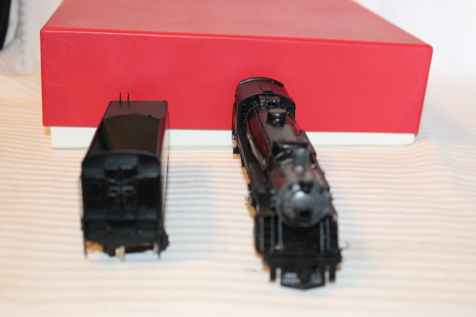 HO Scale Sunset Models, Brass 4-6-2 Pacific Steam Loco, for Circus Train Schlitz
