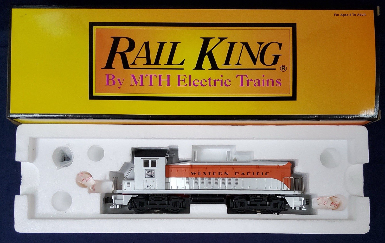 Western Pacific SW-9 Switcher Diesel Engine w/Proto-Soundr30-2148-1