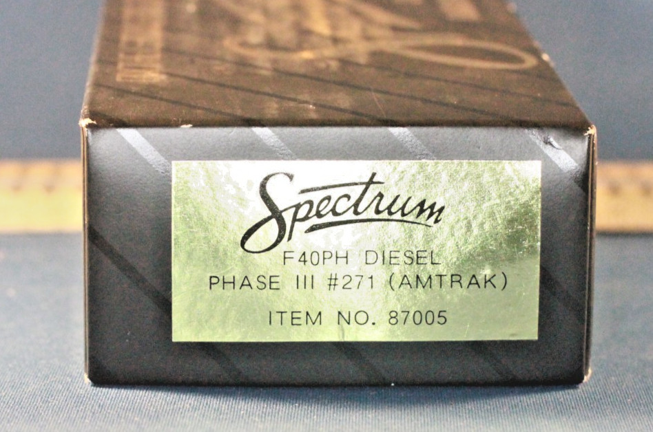 JP HO Scale Bachmann Spectrum 87005 AMTK Amtrak Phase III EMD F40PH Diesel #271