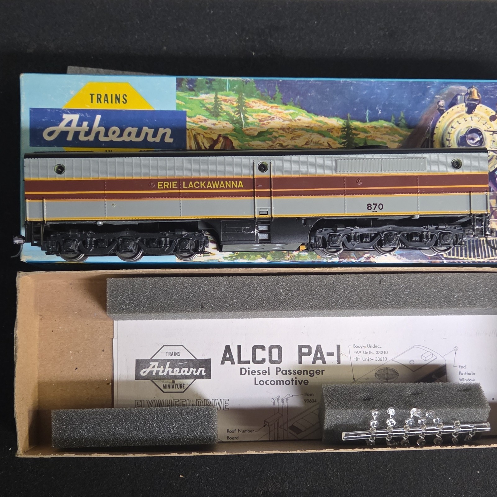 Athearn HO ALCO PA-1 Diesel Locomotive Erie Lackawanna #870 A1A-A1A