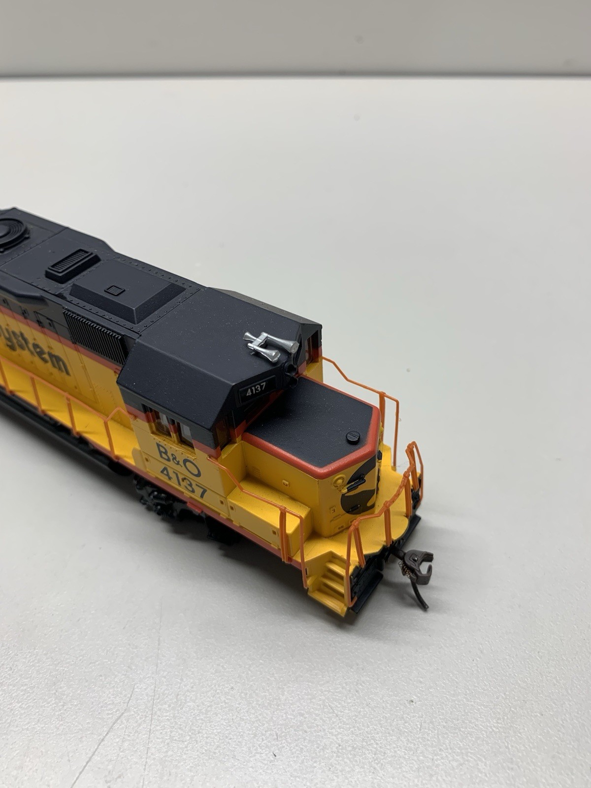 Bachmann HO Chessie System B&O Locomotive 4137 DCC On Board