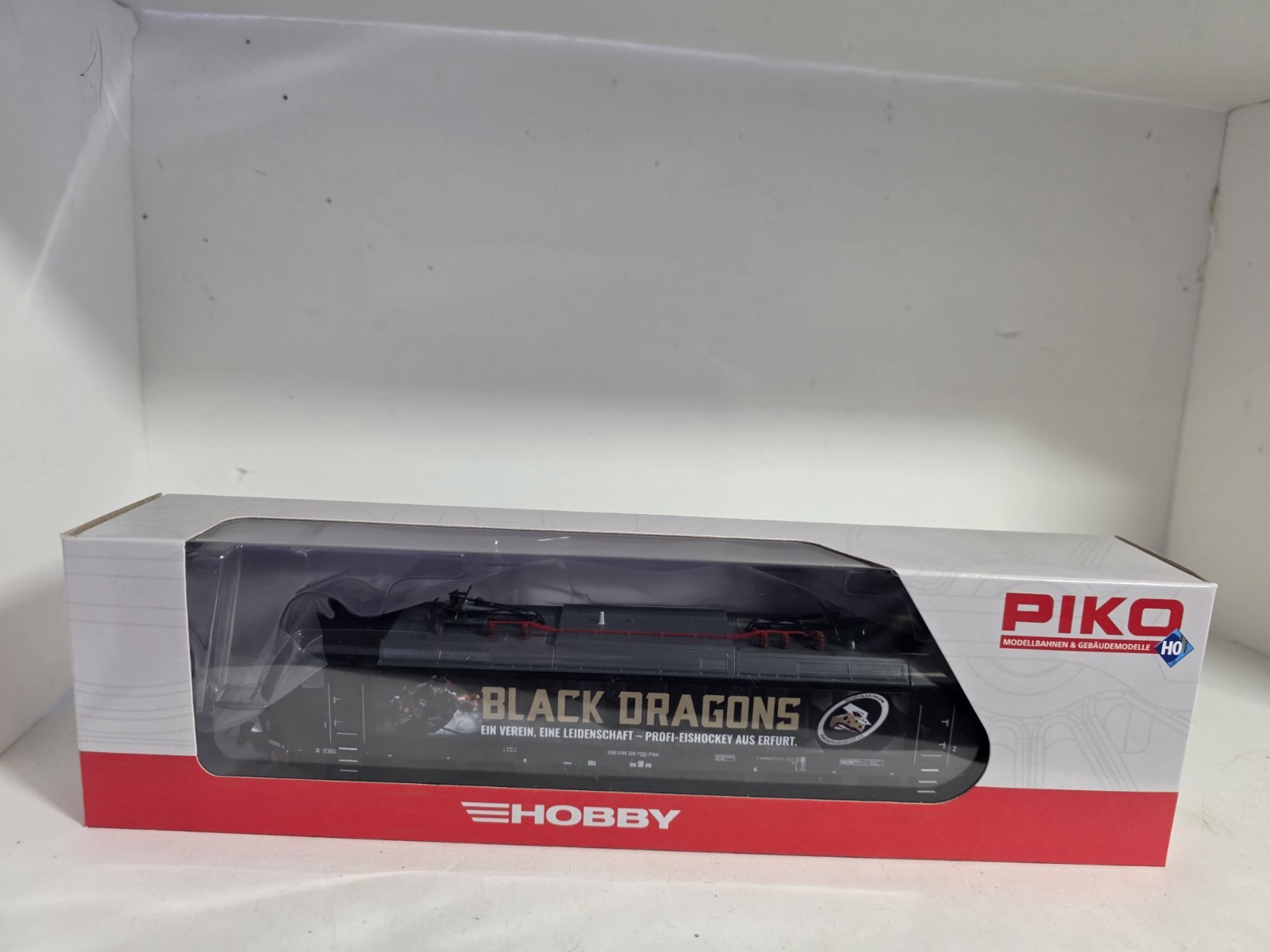 Piko BR 185 Black Dragons Electric Locomotive 57877 HO Scale DCC Ready