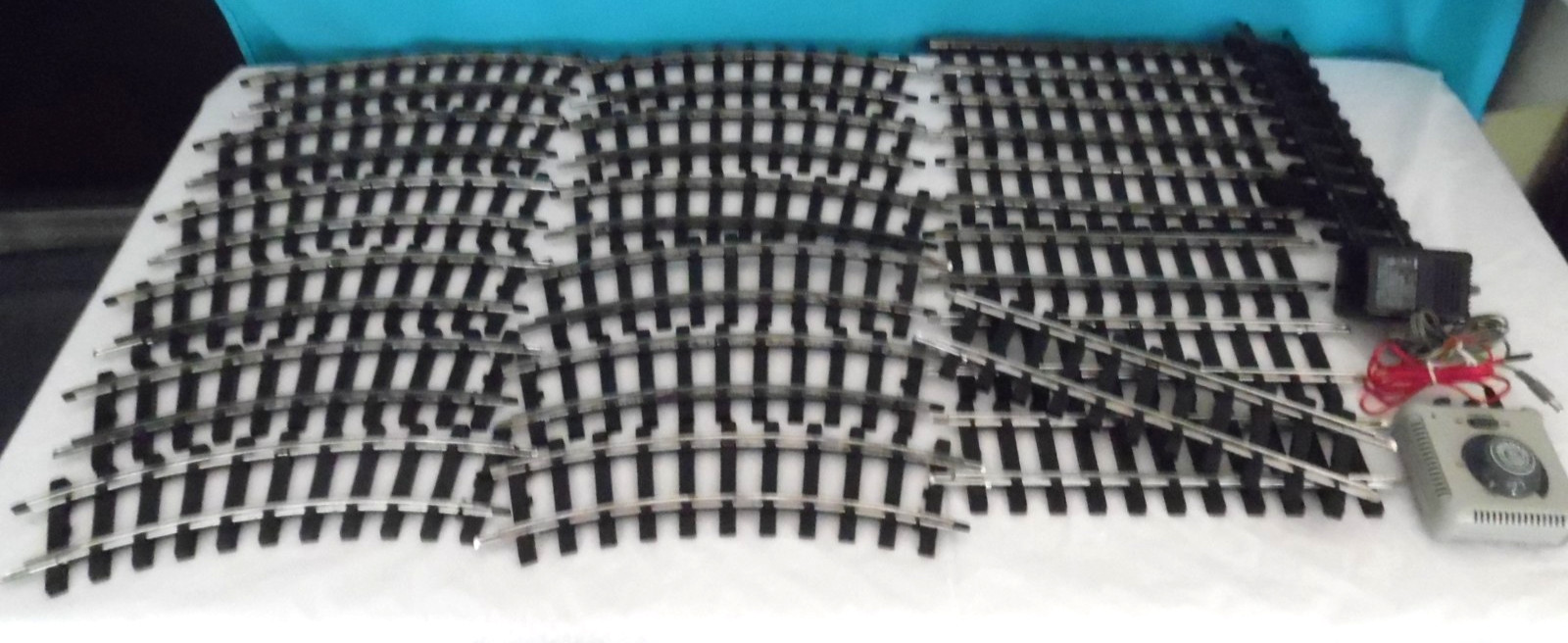 Bachmann G (20pc) Straights, Curve Track, Controller, Transformer & Track Clip