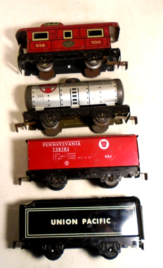 FOUR VINTAGE MARX TIN 4 WHEEL rolling stock assortment – SA I