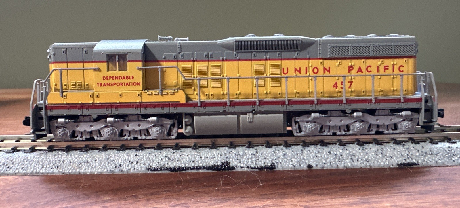 Atlas N Scale #4512 SD-7 Locomotive Union Pacific #457 Tested NOS NY
