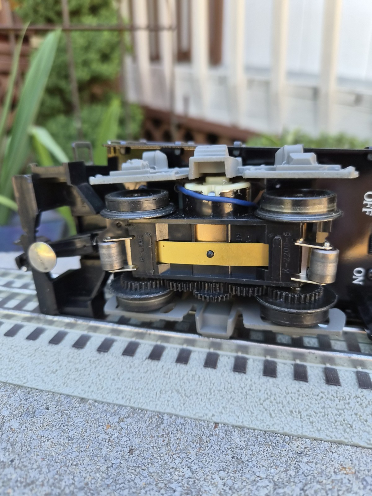 K-Line Electric Trains K2236 MP-15 O/027 Union Pacific SWITCHER LOCOMOTIVE RUNS!