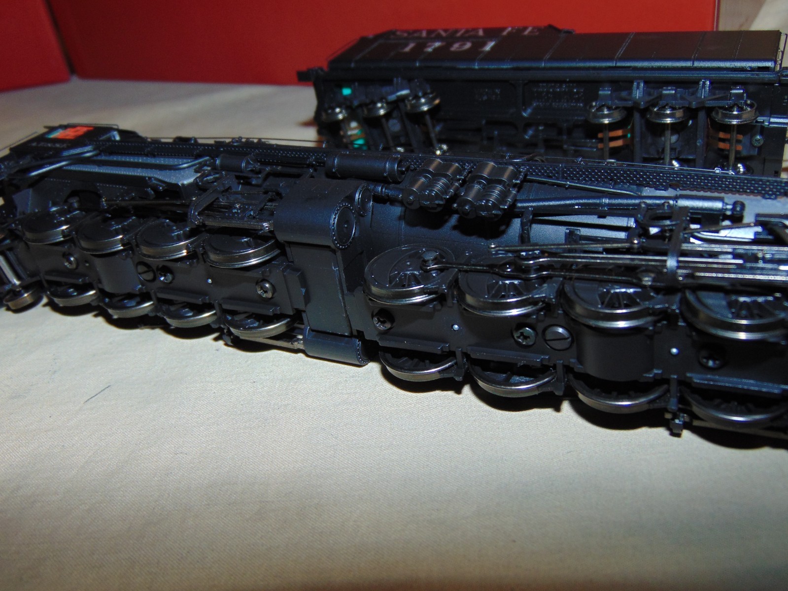 PROTO 2000 23336 SANTA FE 2-8-8-2 STEAM ENGINE + BOX
