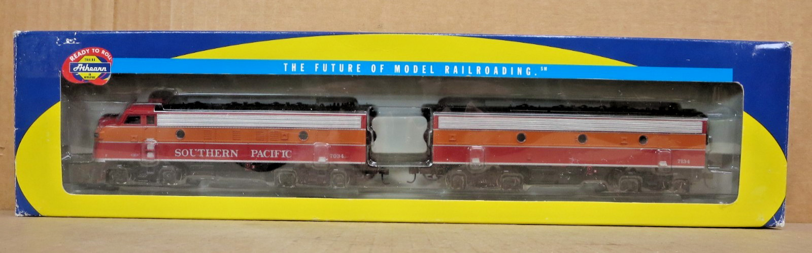 Athearn 8024 SP Daylight F7A-F7B 7034 7134 PWR/DMY LNIB HO
