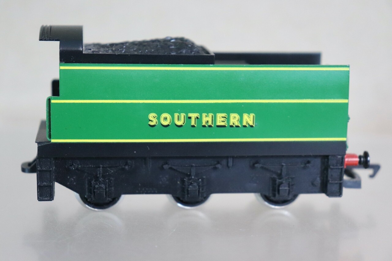 HORNBY R320 TENDER for SOUTHERN 4-6-2 BATTLE of BRITAIN LOCO 21C101 EXETER oe