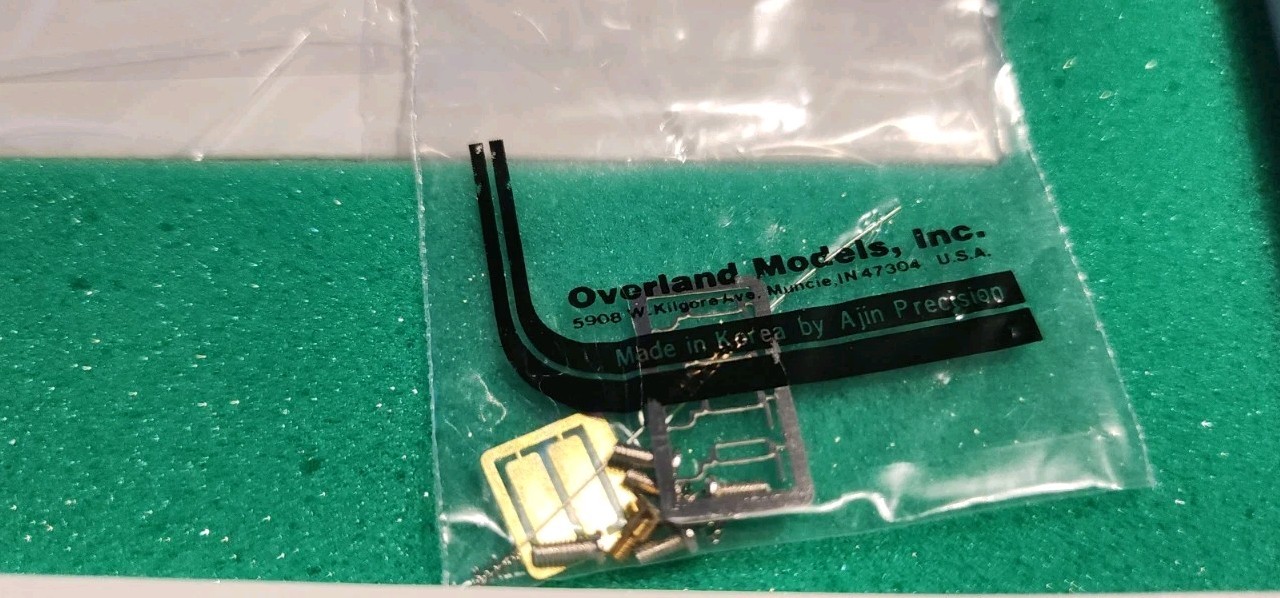Overland Models HO Scale SP SD 45 X Diesel Locomotive UNDECORATED
