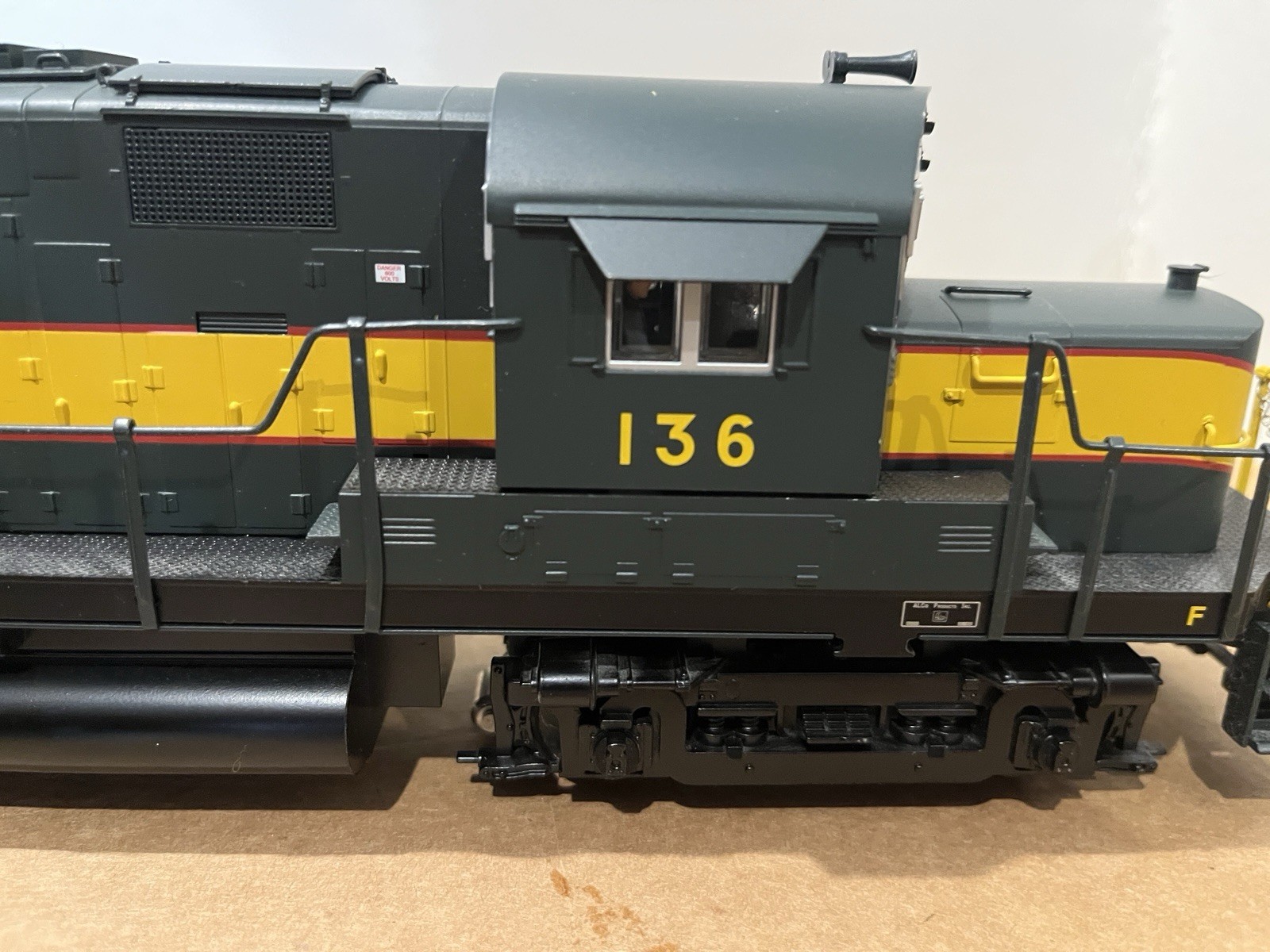 Lionel Seaboard ALCO C-420 Diesel Locomotive Power Unit And Non-Power Unit