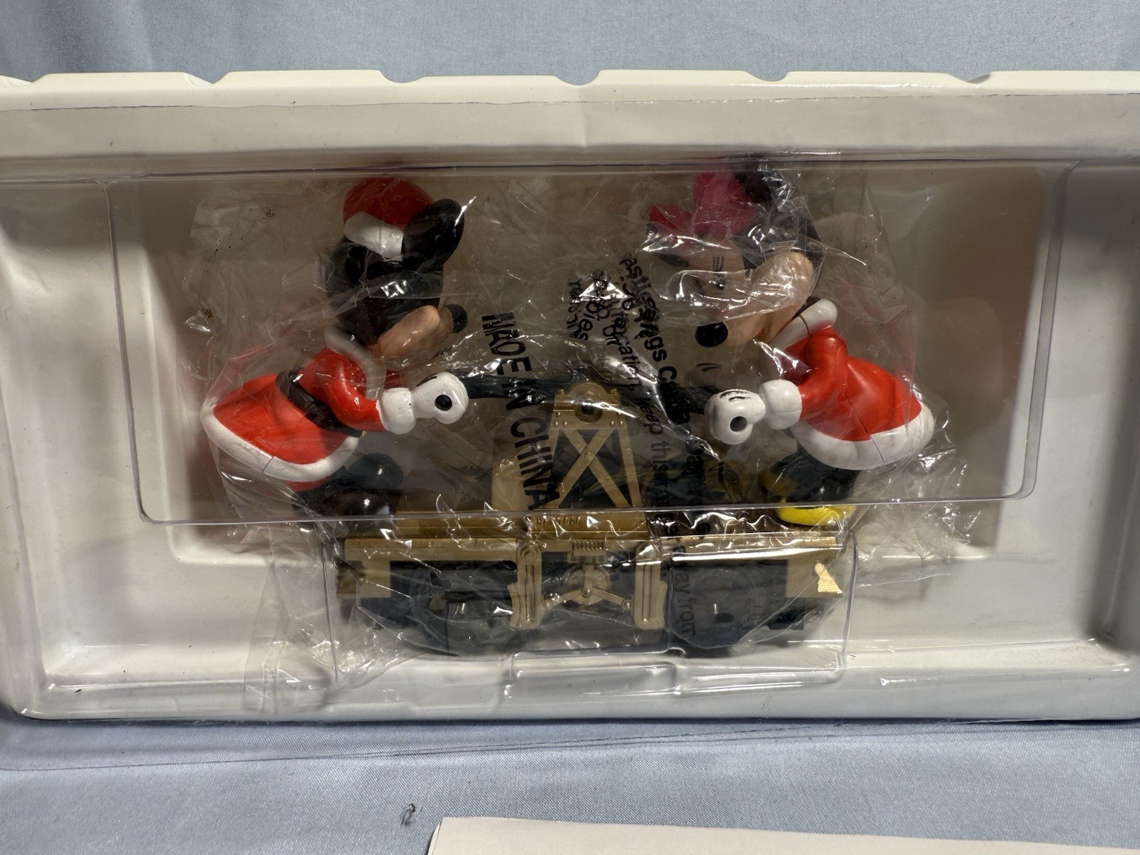 Lionel Disney Christmas ‘Mickey & Minnie Handcar’ – Vintage 90’s, Unused