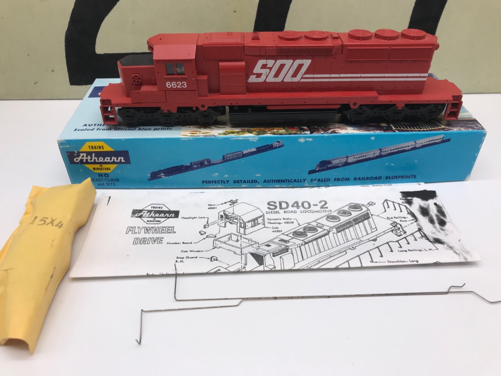 Athearn Ho Scale Soo Line SD40-2 Powered Diesel Locomotive Unassembled NOS