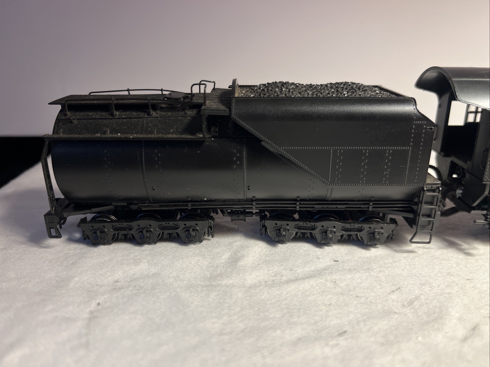 HO Scale Undecorated Unknown Brand 4-8-2 DCC/Sound NO BOX READ DESCRIPTION