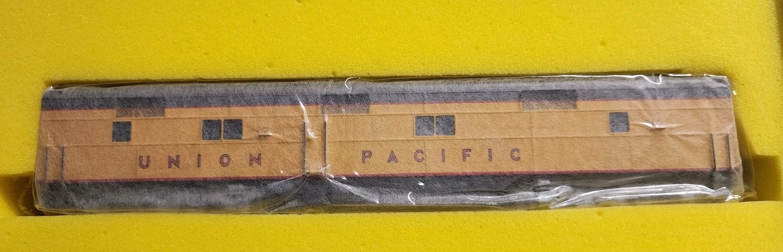 Oriental Limited HO Scale Brass EMD E7A + E7B 2000HP Diesel Set Union Pacific