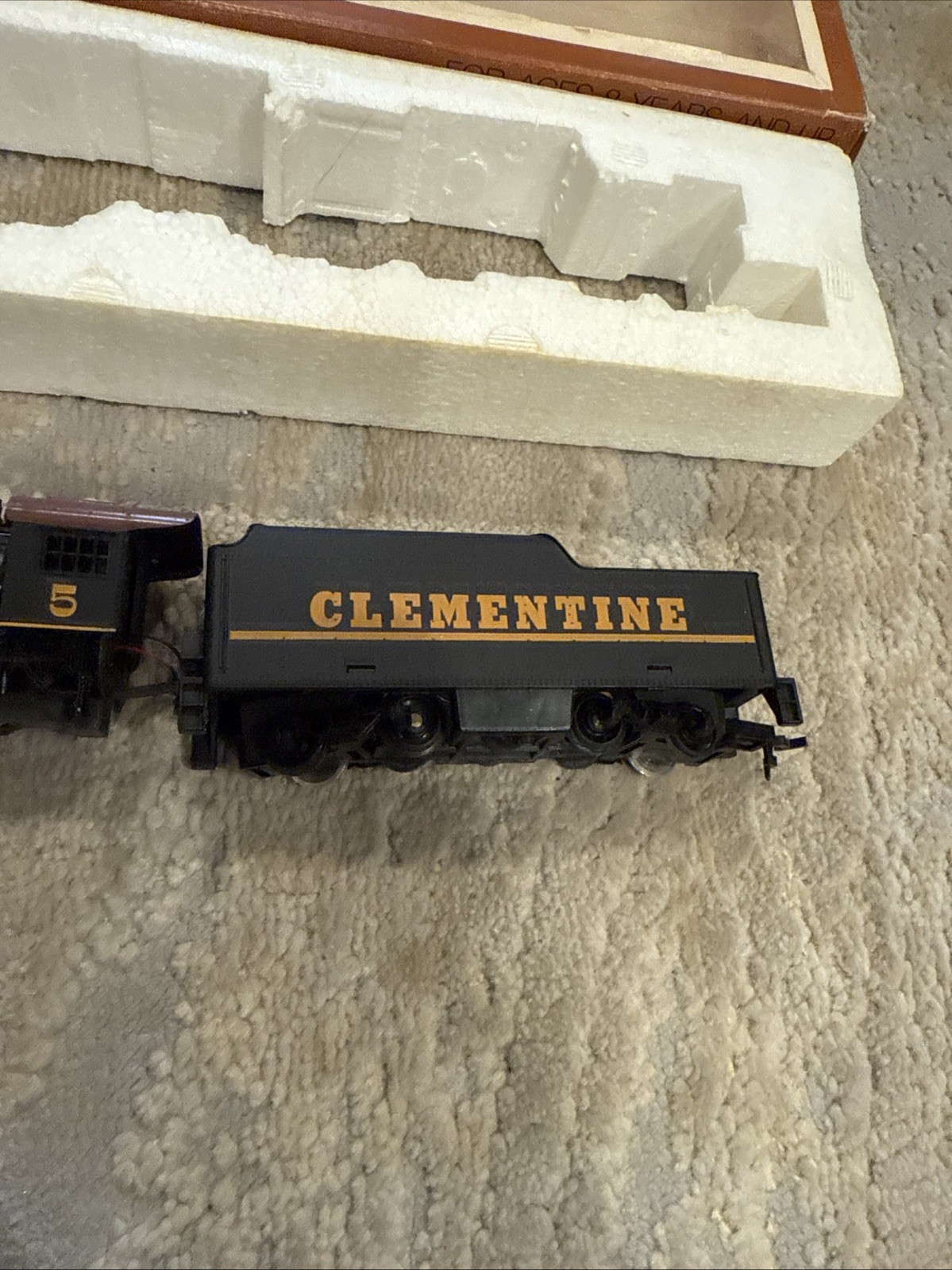 VINTAGE TYCO HO/OO TRAINS MIKADO AND TENDER 0-8-0 #208 GOOD CONDITION UNTESTED