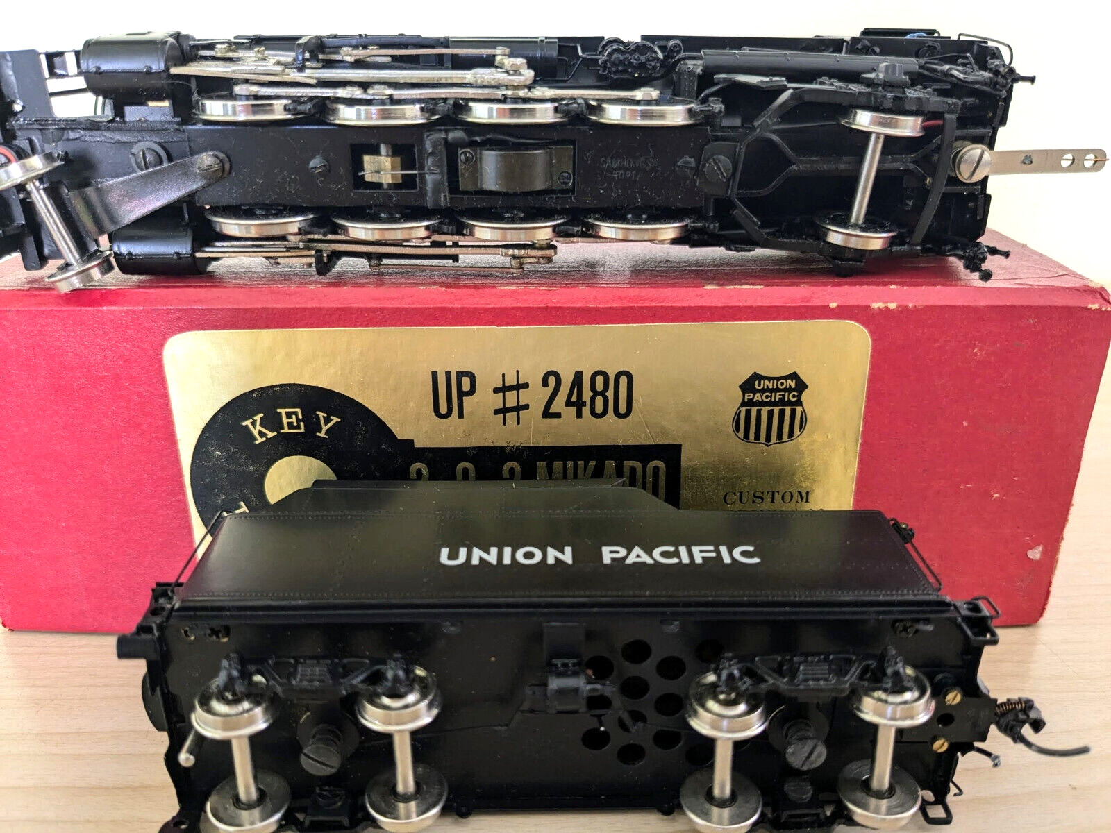 KEY “CUSTOM SERIES #26” BRASS UP 2-8-2 #2480 HO *BACKHEAD *HEADLIGHT *RUNS G@@D!