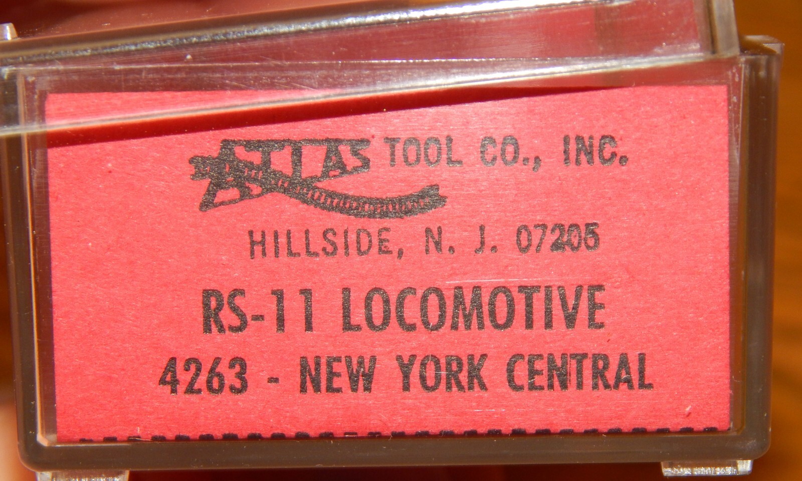 ATLAS 4263 NEW YORK CENTRAL RS-11 DIESEL LOCOMOTIVE USED VERY LITTLE W/BOX N