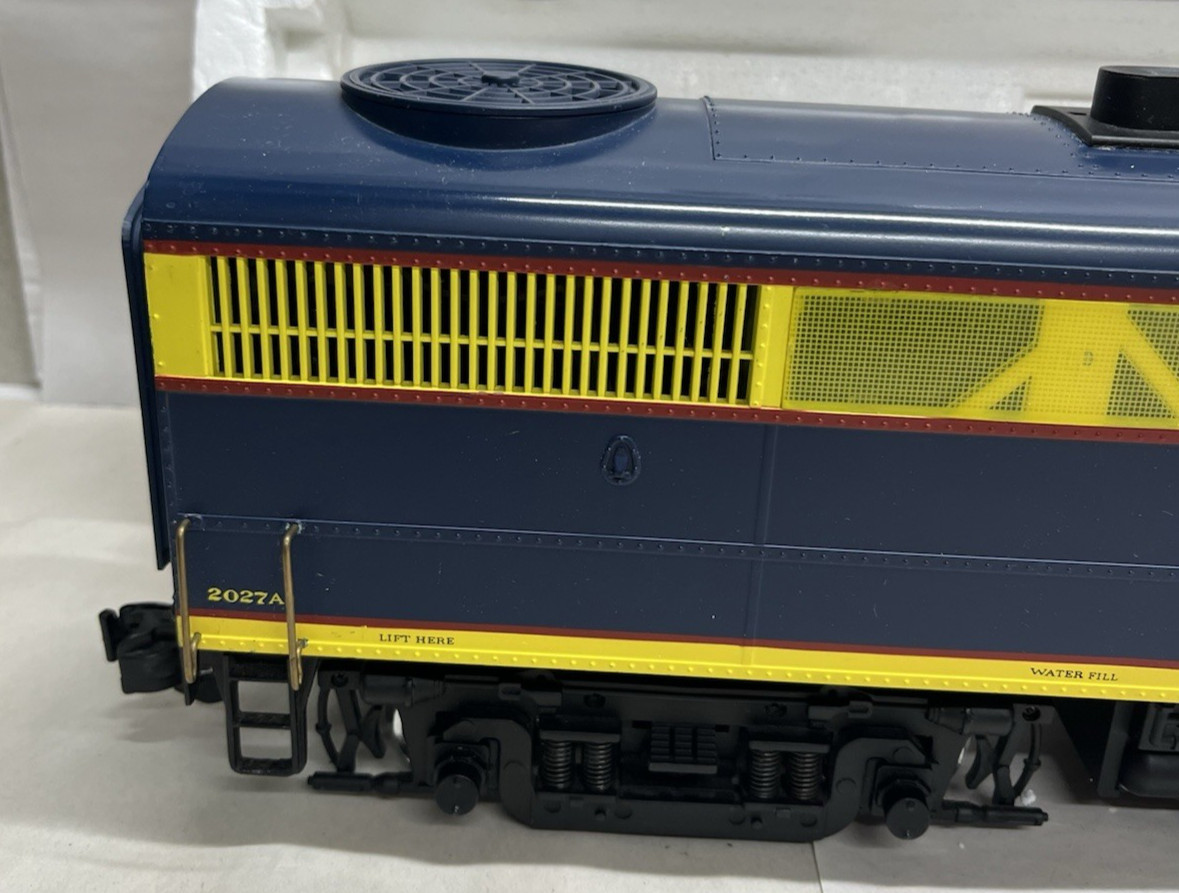 Aristocraft SANTA FE (Freight) FA1/FB1 Set #22027 BLUE/YELLOW G scale NICE!