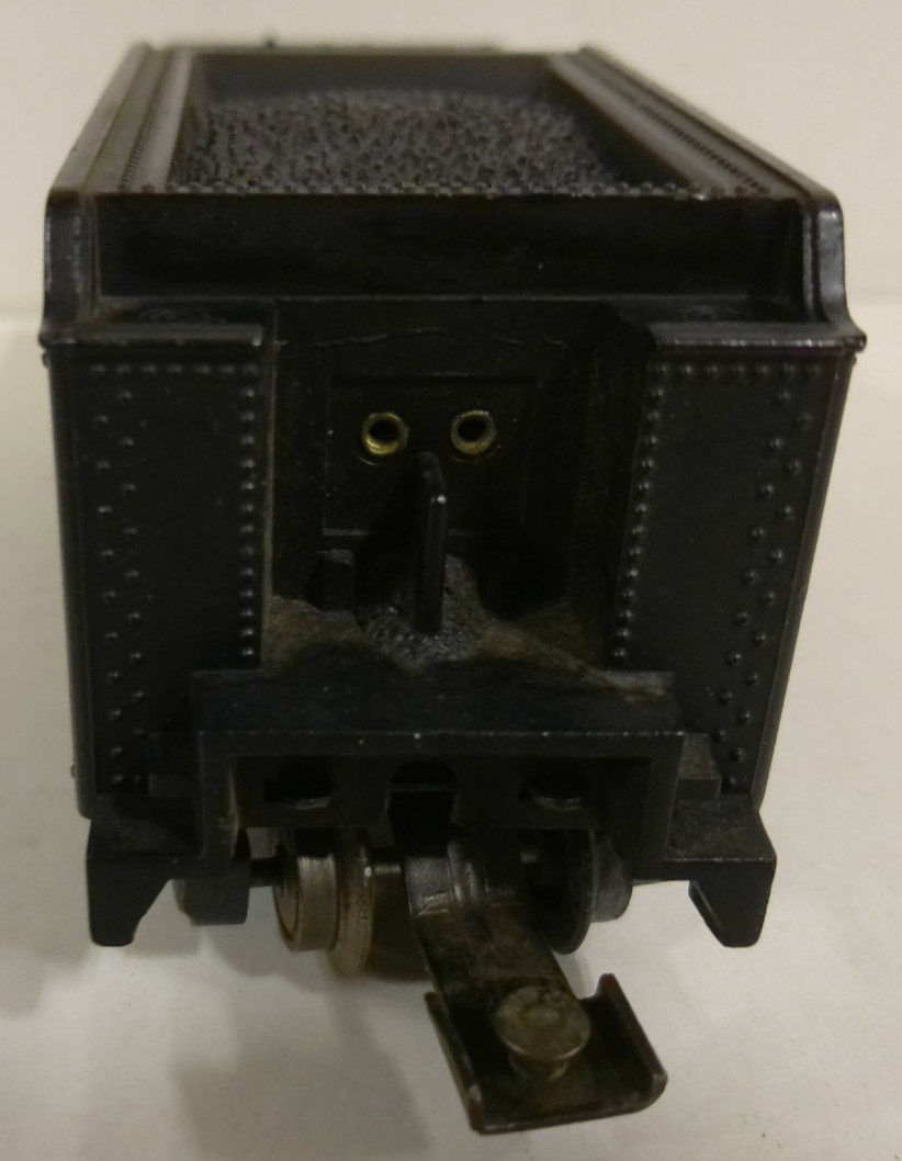 Vintage AMERICAN FLYER S GAUGE READING LINES TENDER WITH KNUCKLE COUPLER TRUCKS