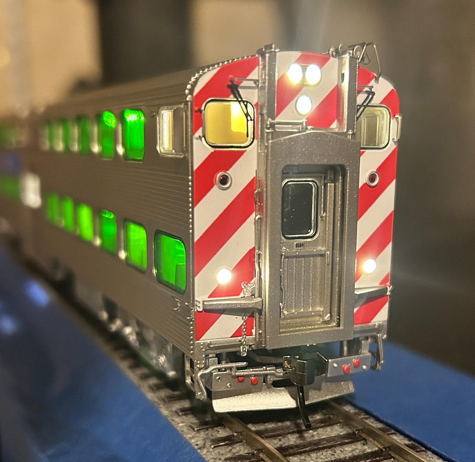 Atlas HO Nippon Sharyo Metra Cab Car Loksound DCC & Sound Decoder (decoder only)