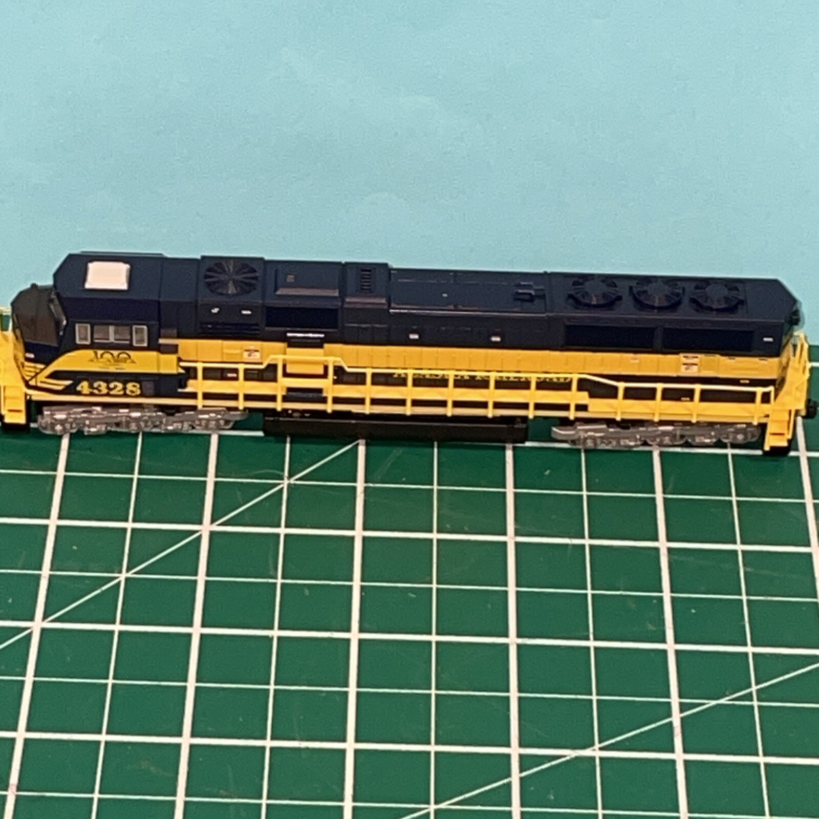New! Kato N-Scale 176-6412 SD70MAC Alaska 100 Years $145.00 Make Offer