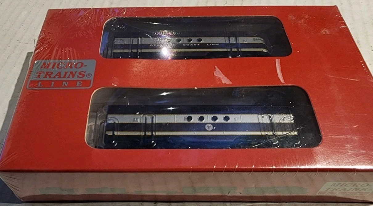 Micro Trains N Scale EMD FT A/B UNIT LOCOMOTIVE Atlantic Coast Line #322