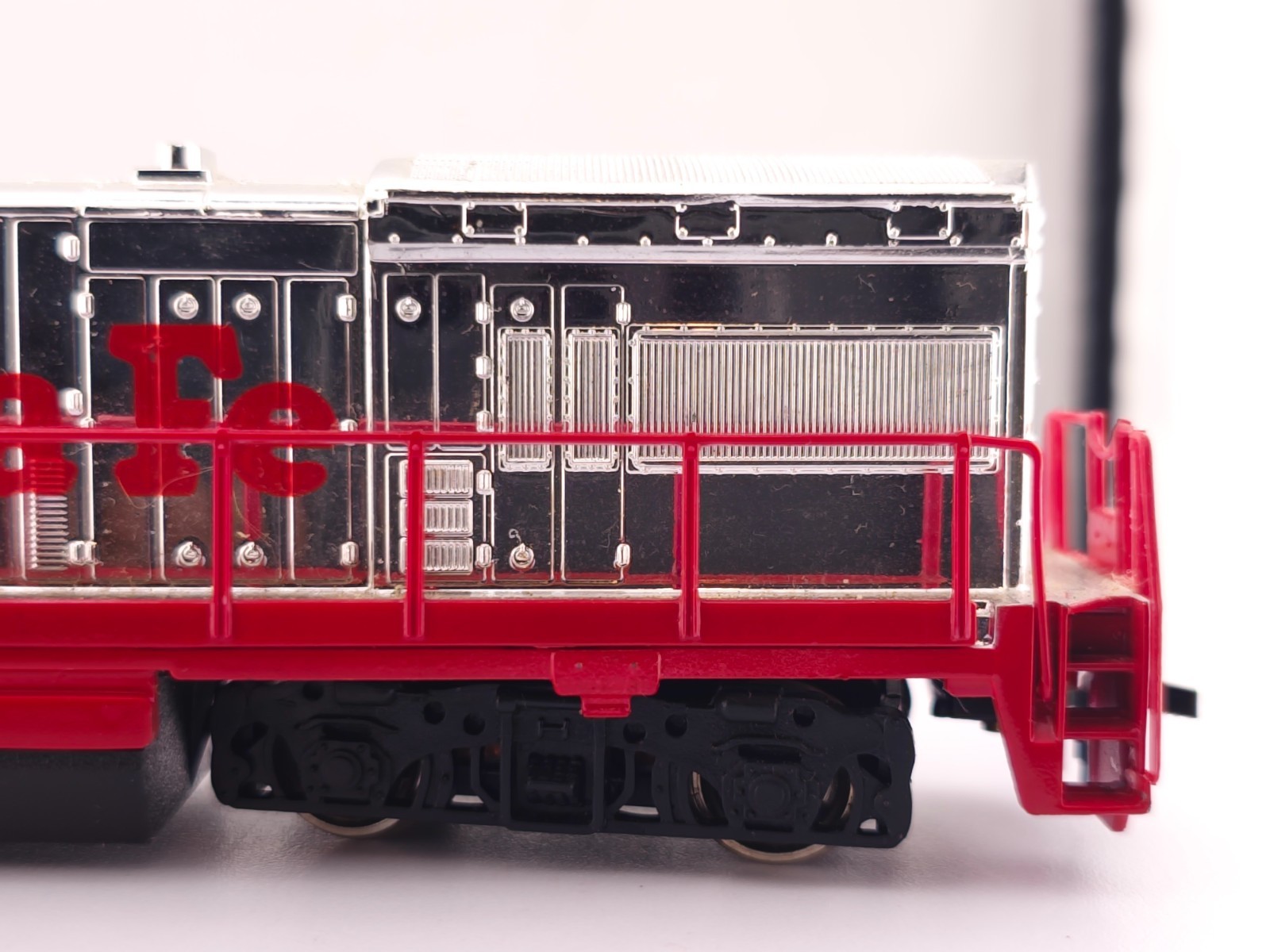*READ* Bachmann HO Scale Santa Fe GE U36B Diesel Powered Locomotive 350 PARTS