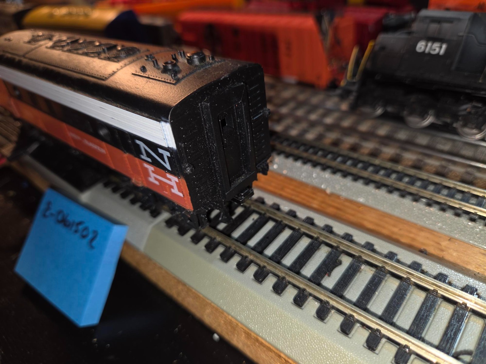 NEW HAVEN F9 PASSENGER DIESEL ENGINE, HO GUAGE, SEE VIDEO AND PICTURES