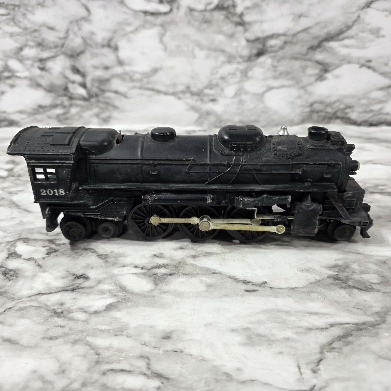 Vintage Lionel 027 Locomotive #2018 Post War Die Cast UNTESTED