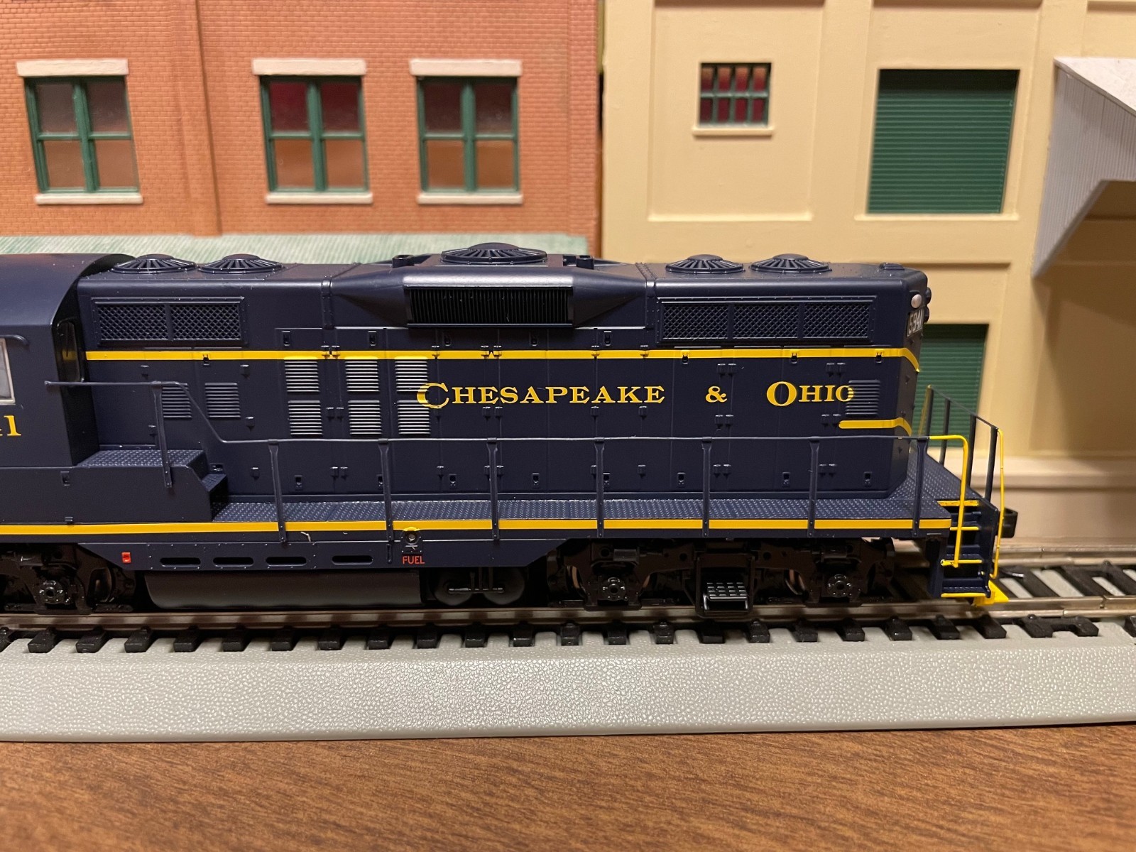 910-20493 Chesapeake & Ohio GP9 #5941 w/ESU Sound & DCC.
