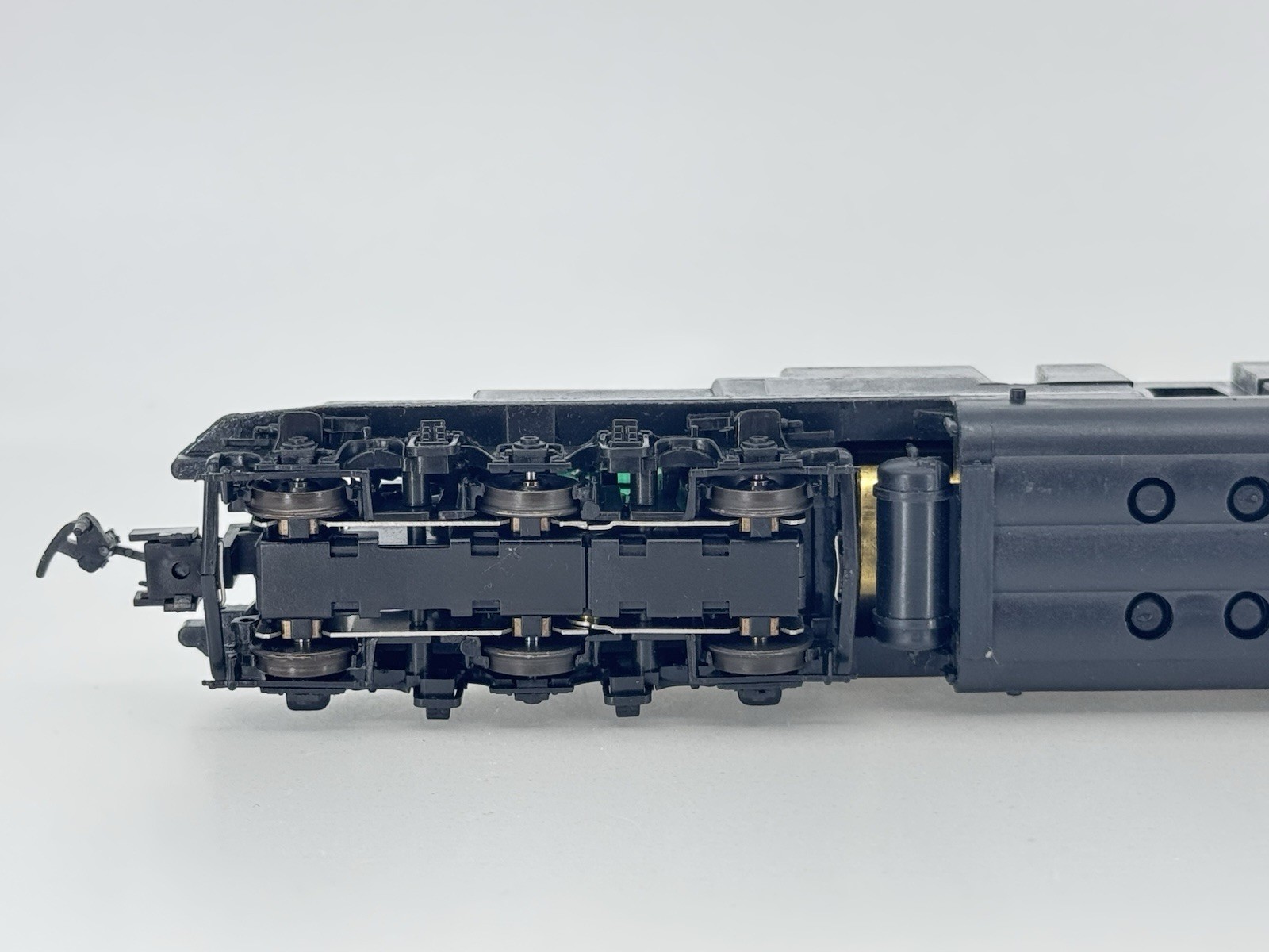 HO Proto 2000 Florida East Coast E8/9 Diesel Locomotive FEC #1031 (Item #8710)