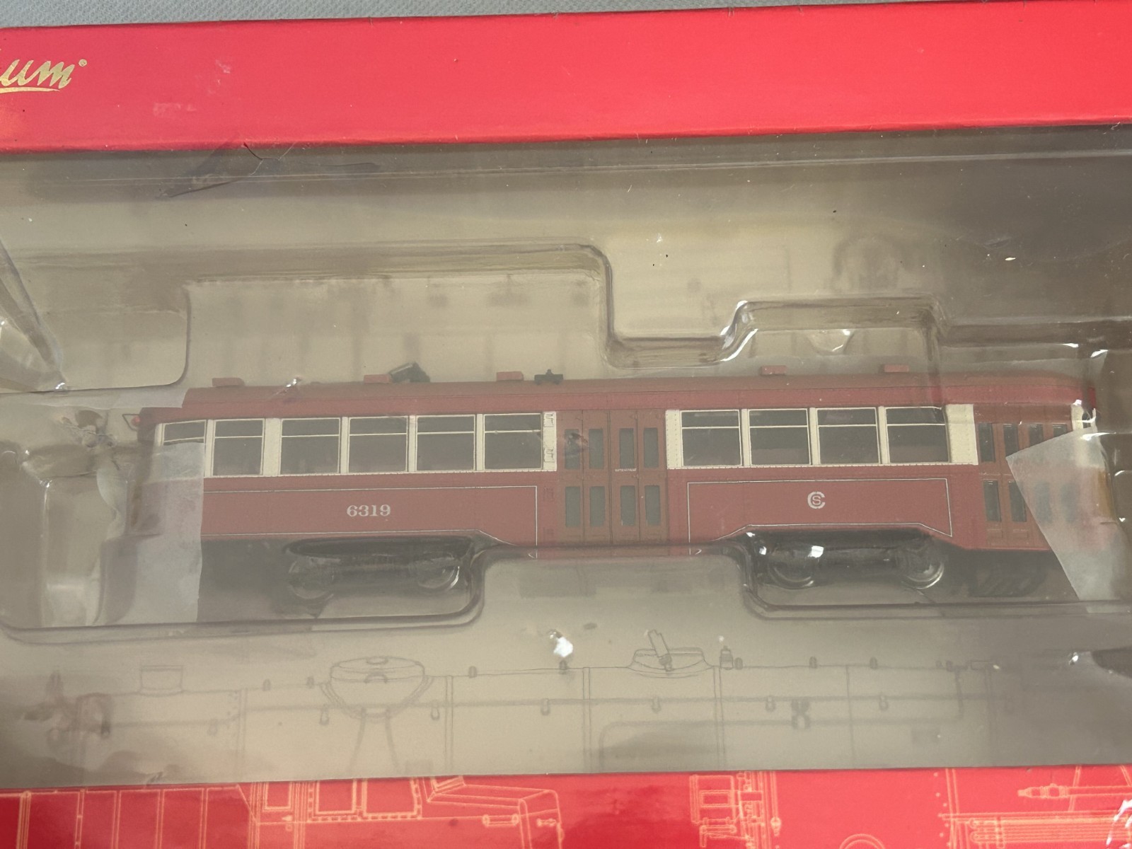 The Bachmann Spectrum Item #84602 Peter Witt Streetcar (HO/DCC) Light/full inter