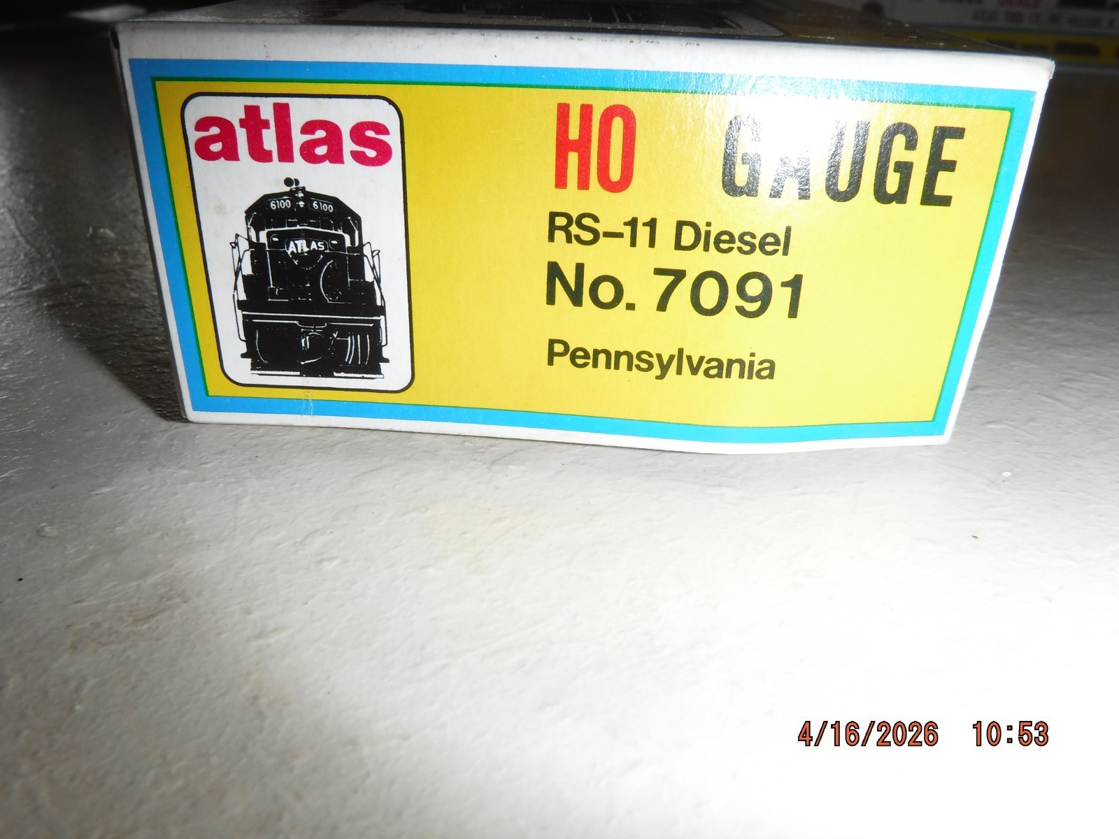 ATLAS (KATO BUILT) HO RS-11 PENNSYLVANIA DIESEL LOCOMOTIVE #8619 – NOS NEW!