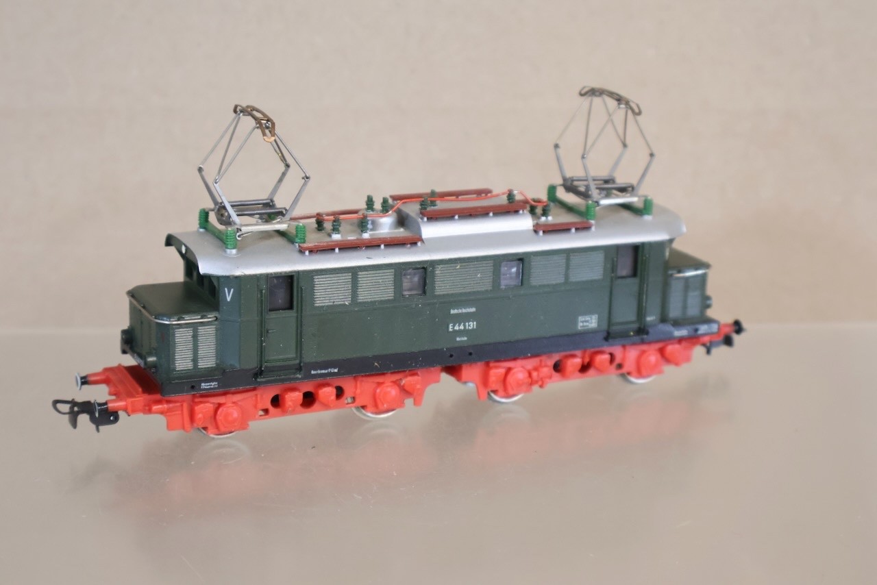 PIKO 6201 DB CLASS BR E44 131 ELECTRIC E-LOK LOCOMOTIVE with TWIN MOTORS om