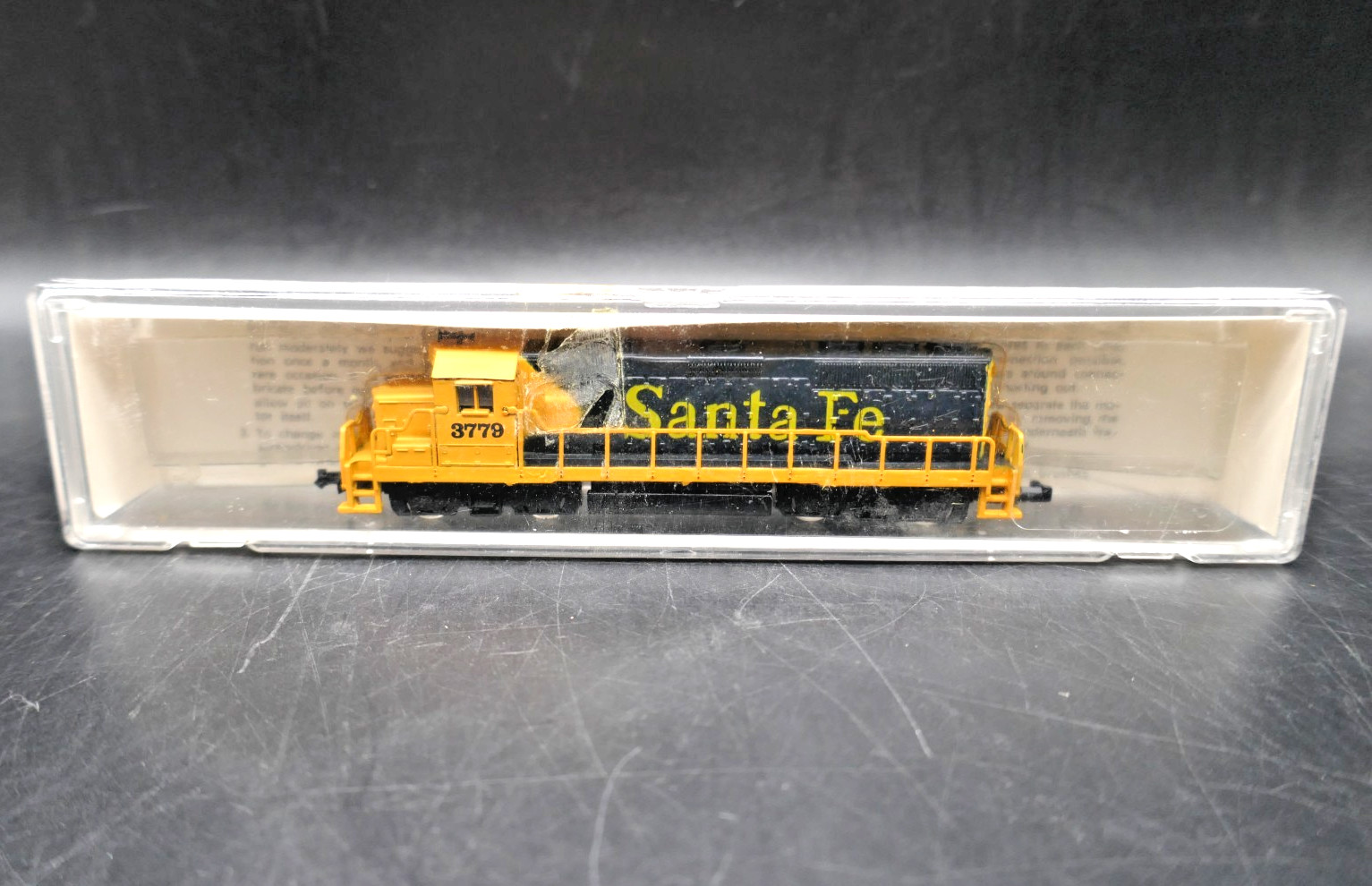 N Life-Like GP-40 Diesel Locomotive Engine Santa Fe #3779 – Tested & Working