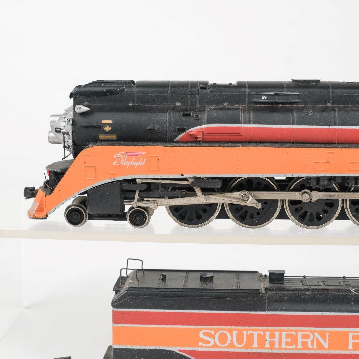 Bachmann HO Southern Pacific SP Daylight #4449 4-8-4 Steam Locomotive & Tender