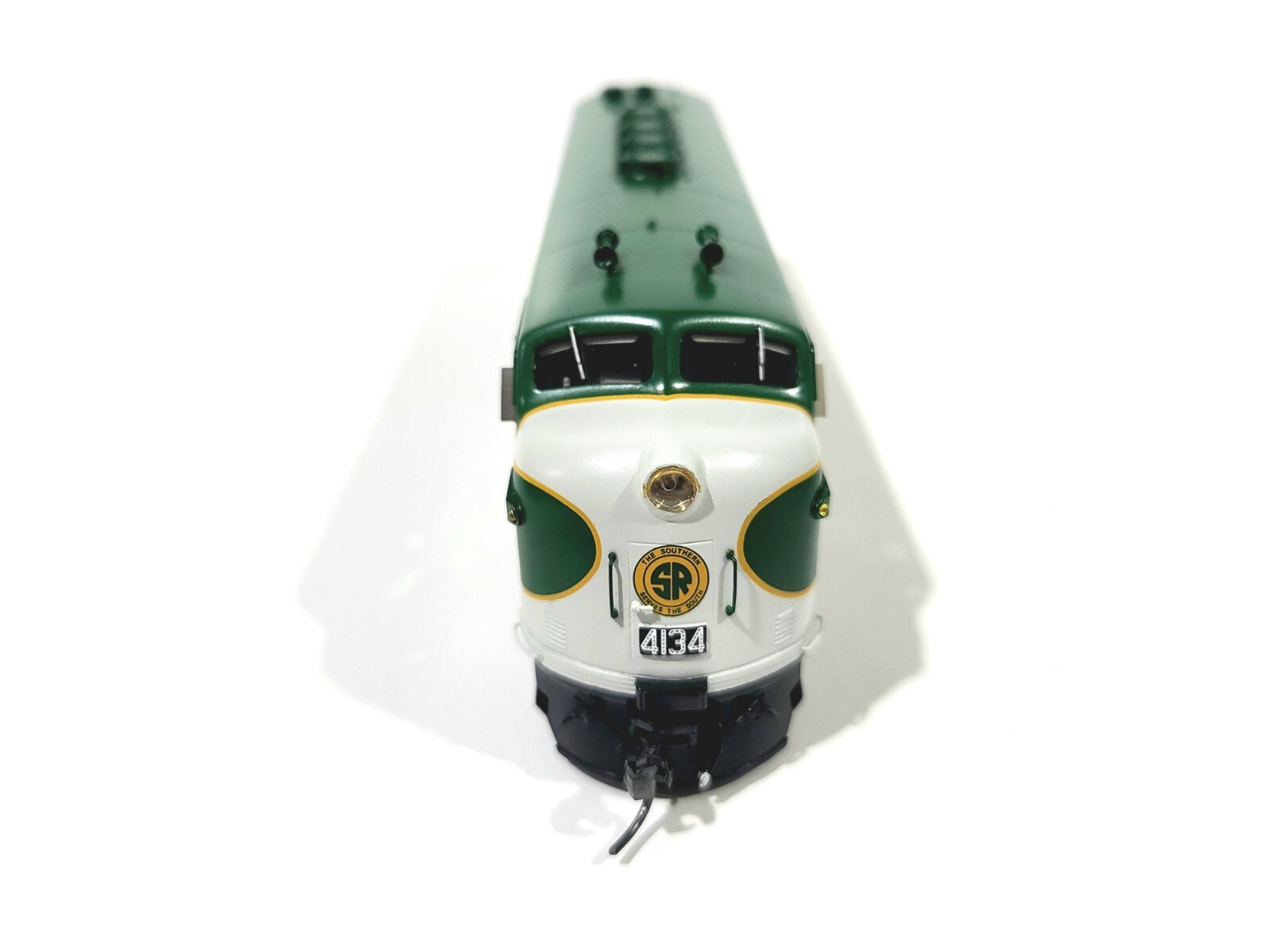 Division Point Ajin SR EMD F3A Southern Railway Green/Light Gray HO Brass Model