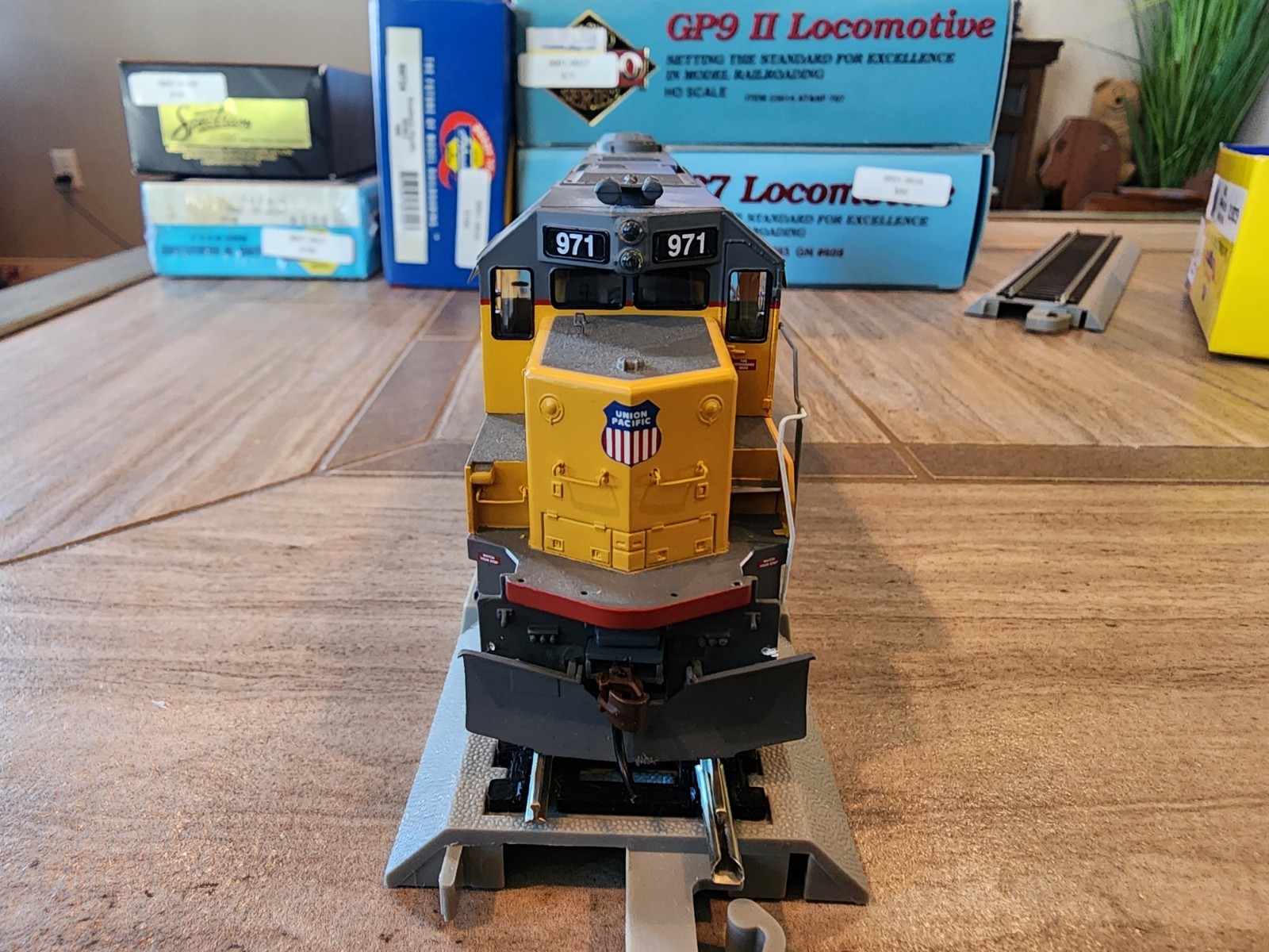 Athearn HO Union Pacific UP GP50 #971 TESTED RUNS WELL Not In Original Box