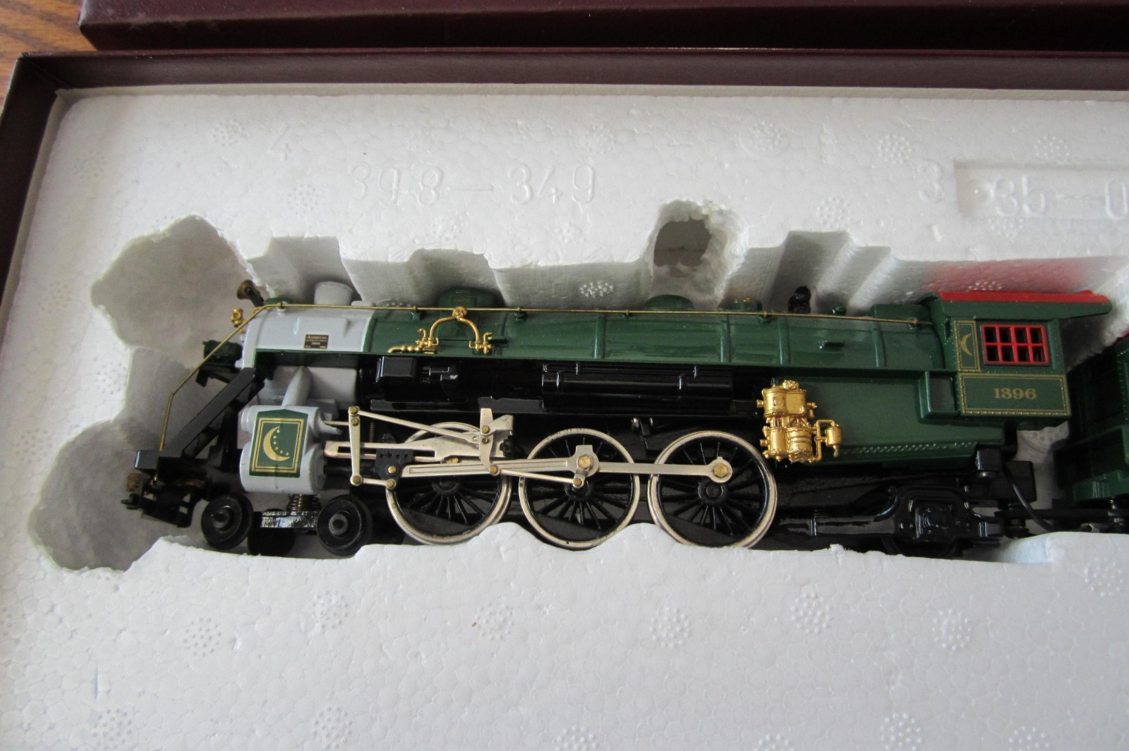 MANTUA COLLECTIBLES CRESCENT LIMITED 1396 STEAM ENGINE TENDER HO SCALE New