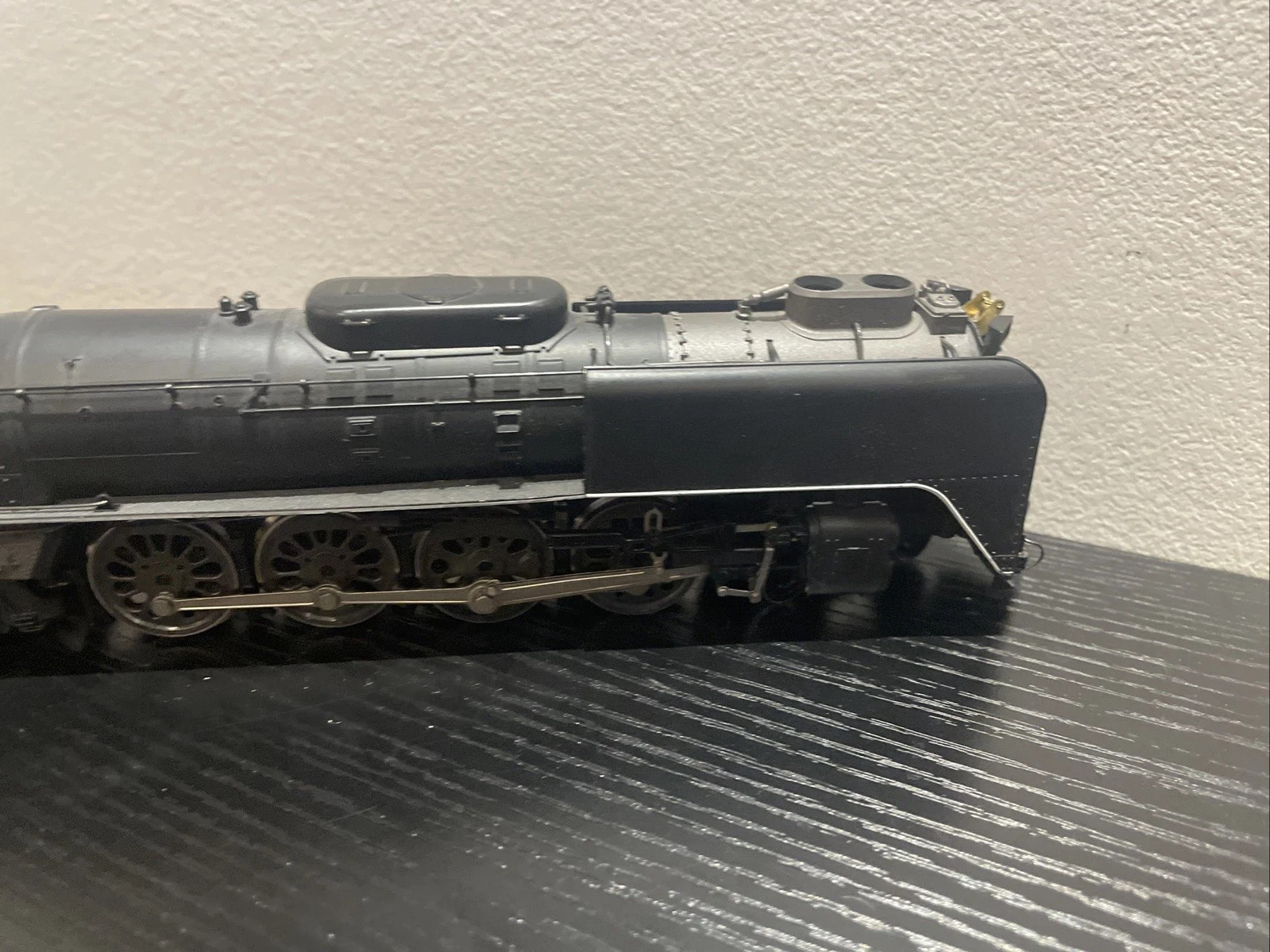 Rivarossi HO Scale 4-8-4 Union Pacific FEF-3 Steam Locomotive & Tender #837
