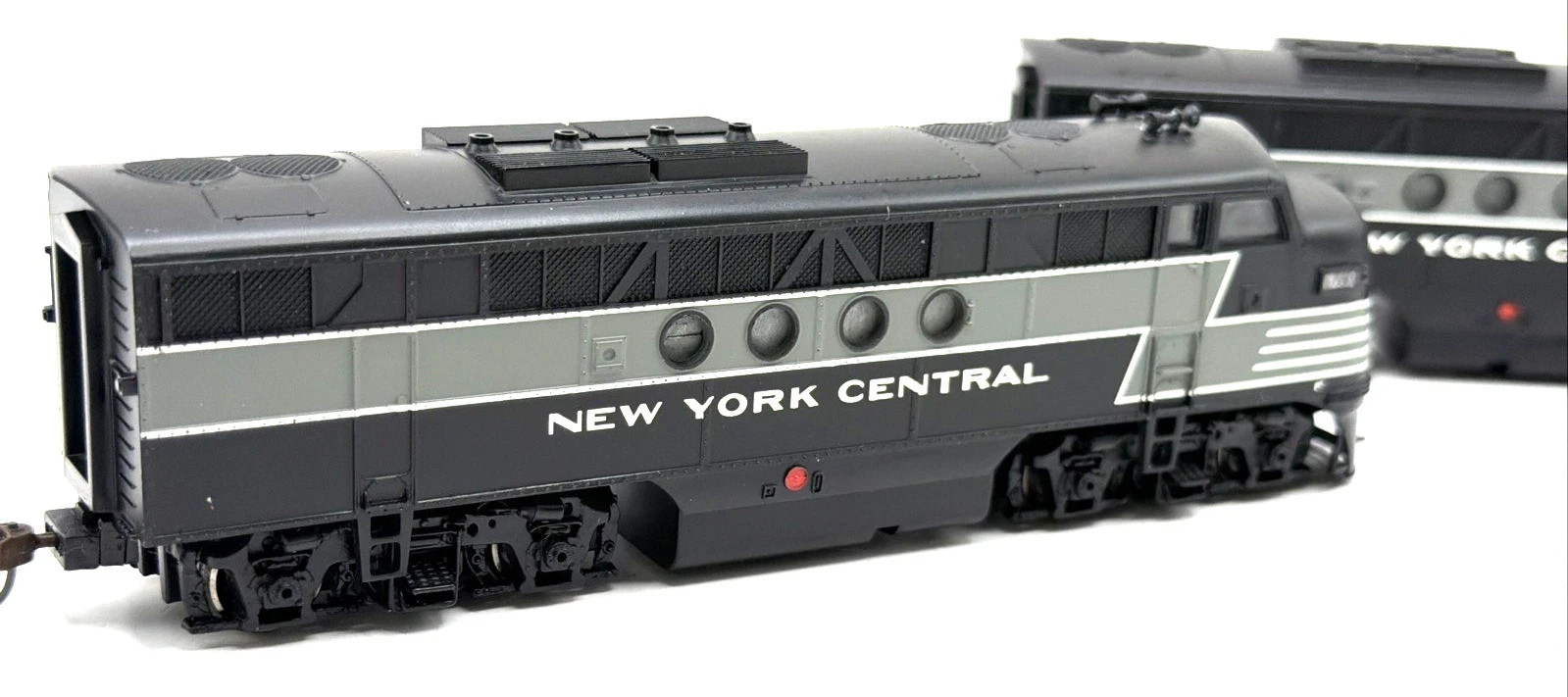 Bachmann HO Scale DCC & DC New York Central A & B unit