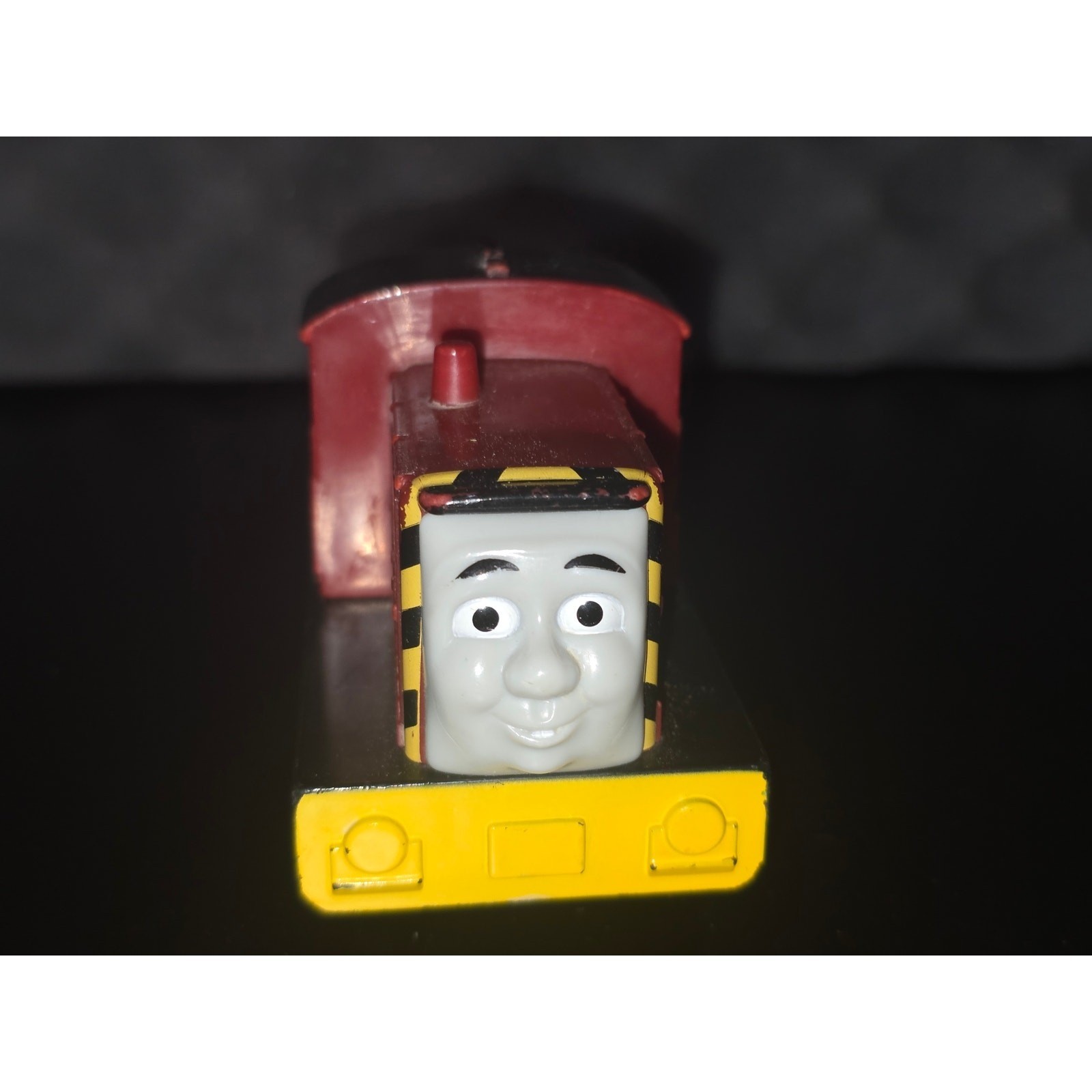 Mattel Thomas Friends Take-n-Play Salty Red Diesel Train Engine V9037 2991 2012