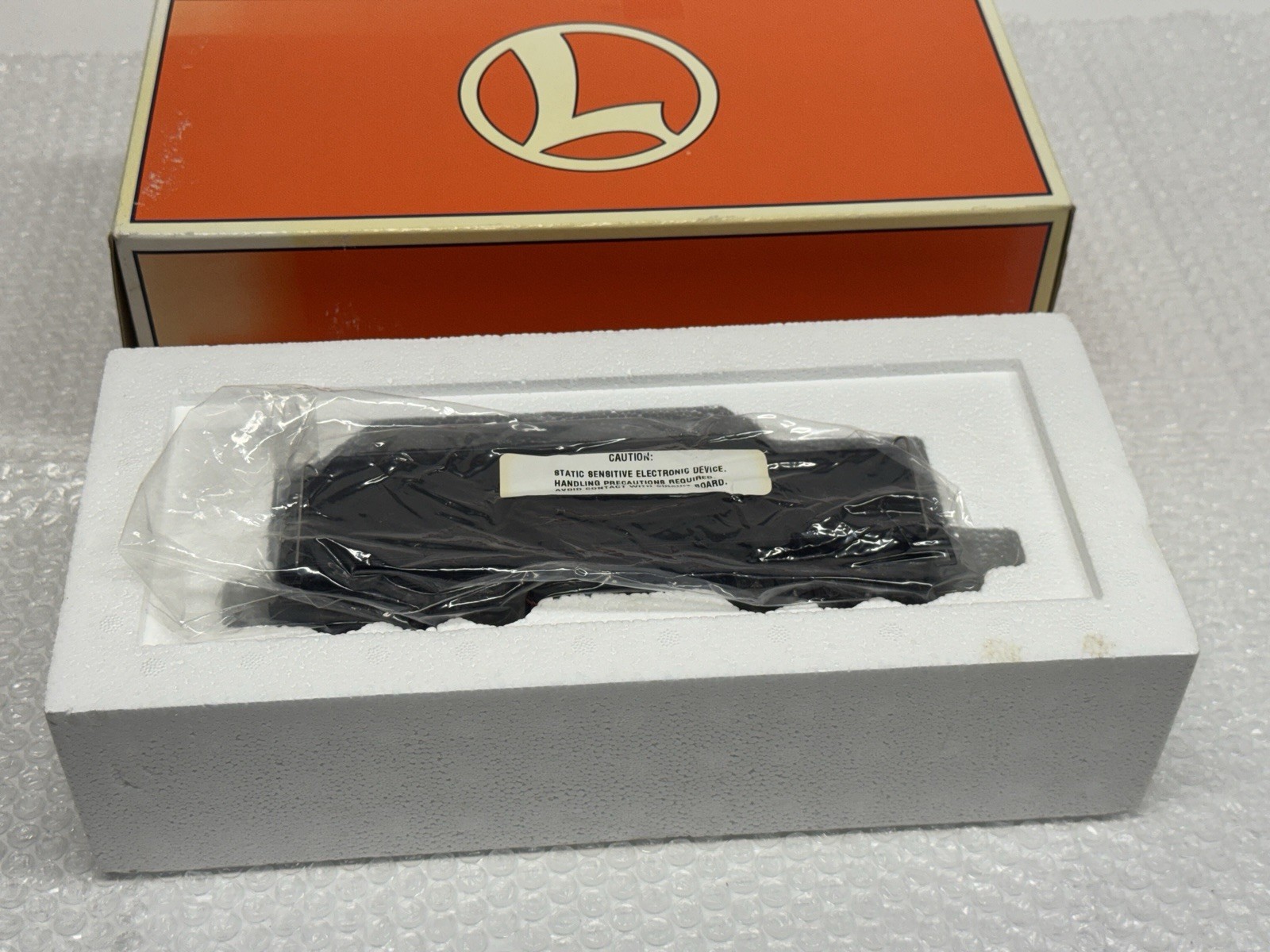 Lionel 6-19833 O Gauge Undecorated Die-Cast 2426 RS Railsounds Steam Tender