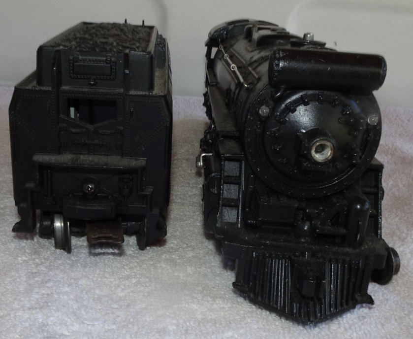 Lionel 665 Locomotive + 6026w Tender