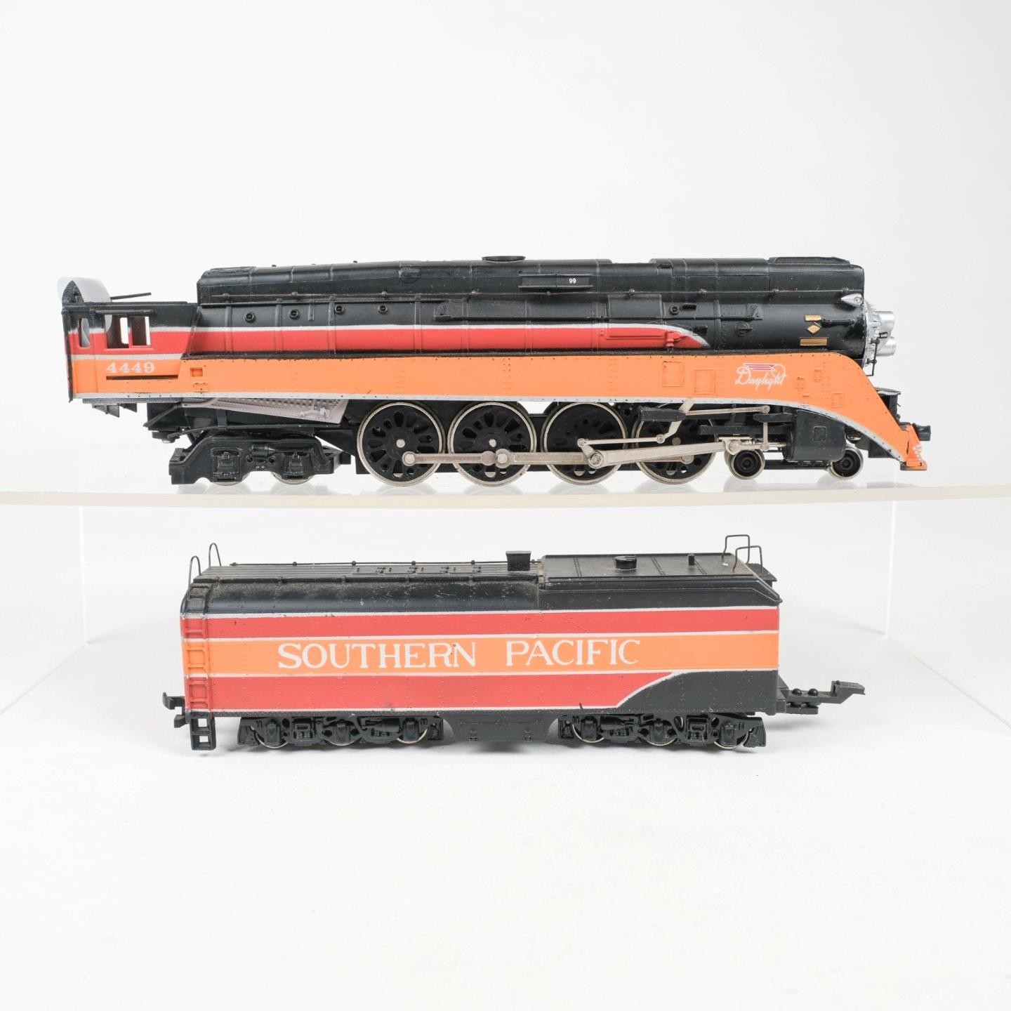 Bachmann HO Southern Pacific SP Daylight #4449 4-8-4 Steam Locomotive & Tender