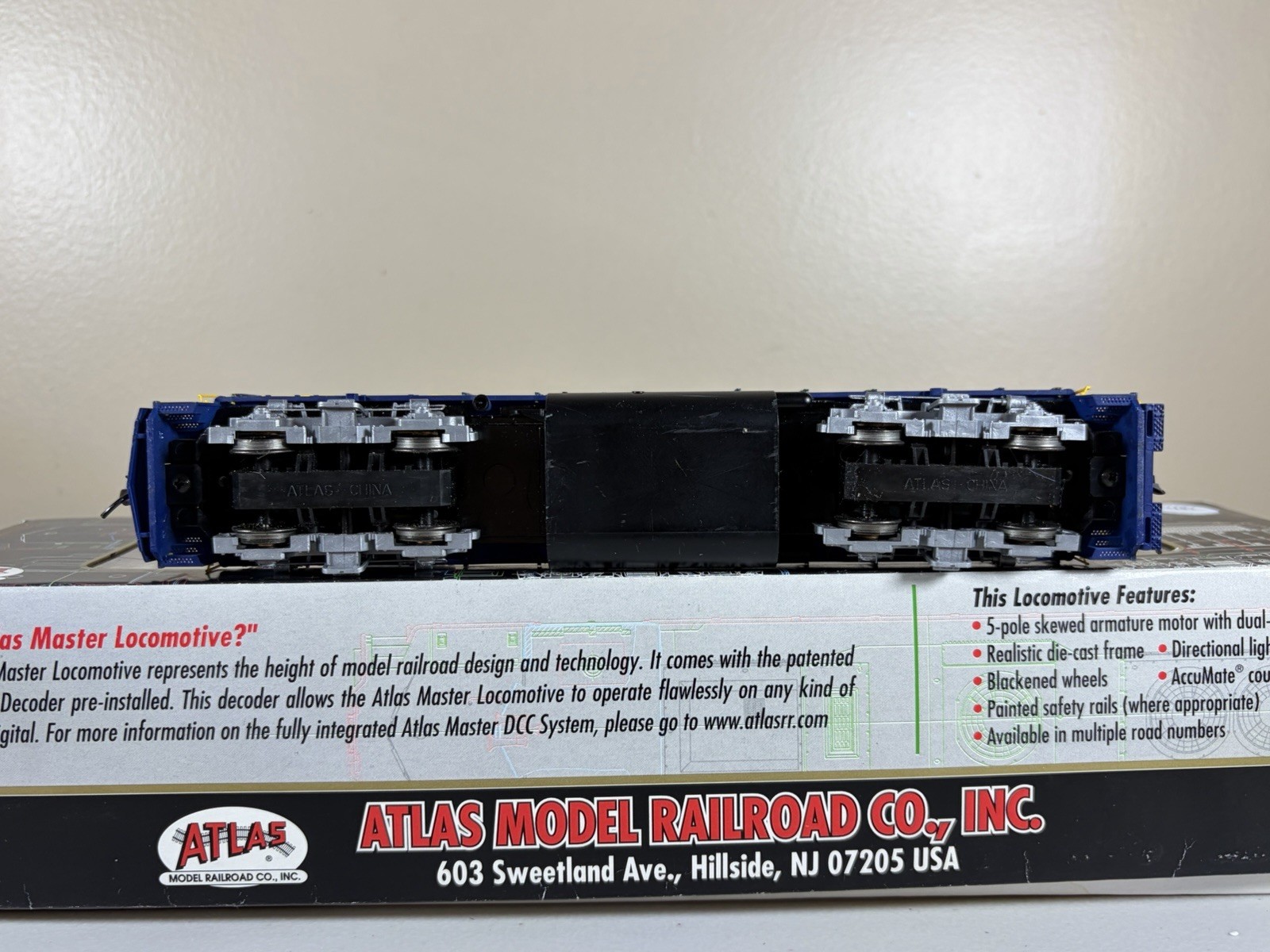 HO Altas DCC Ready Alaska GP38 #2005