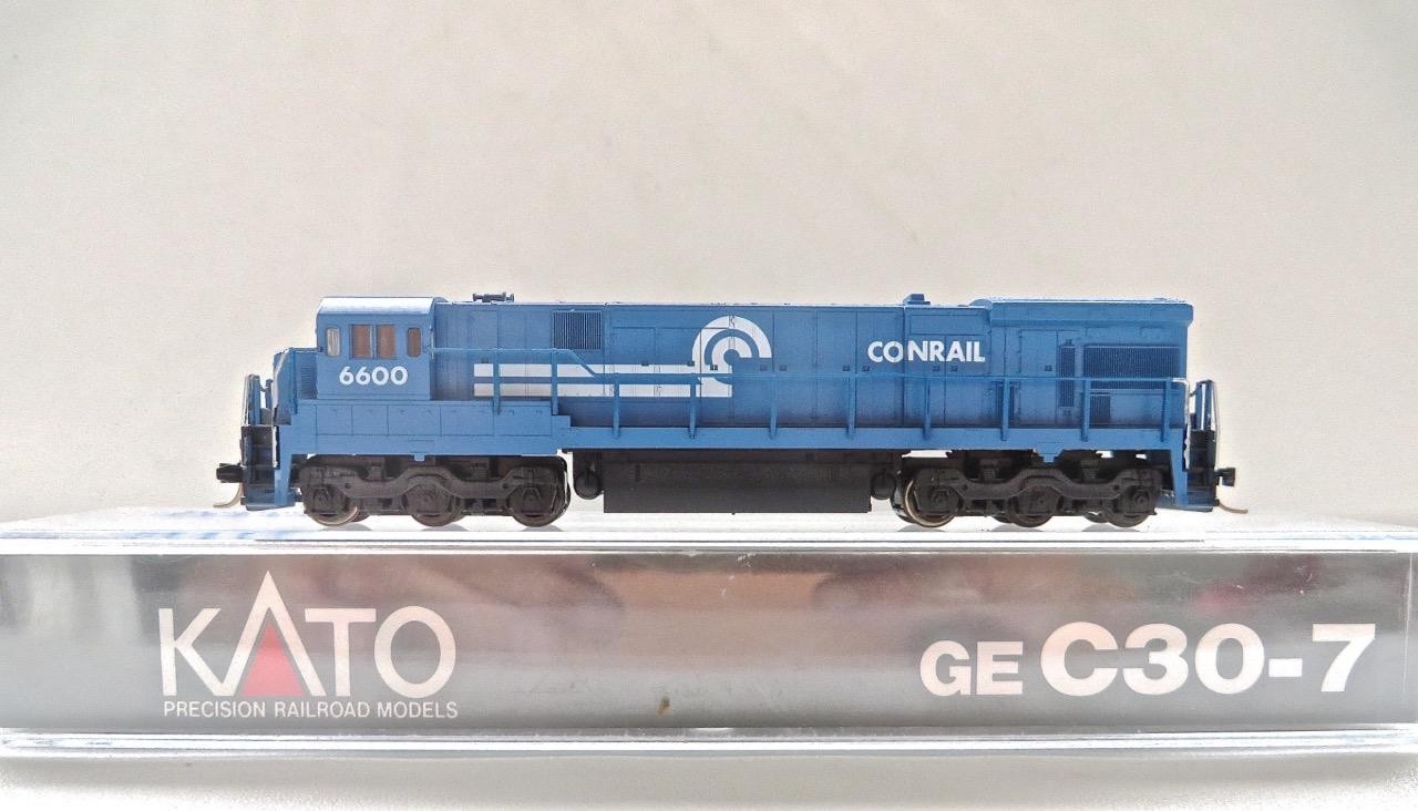 N KATO 176-305 C30-7 CONRAIL Powered Diesel Locomotive CR# 6600 Brand New